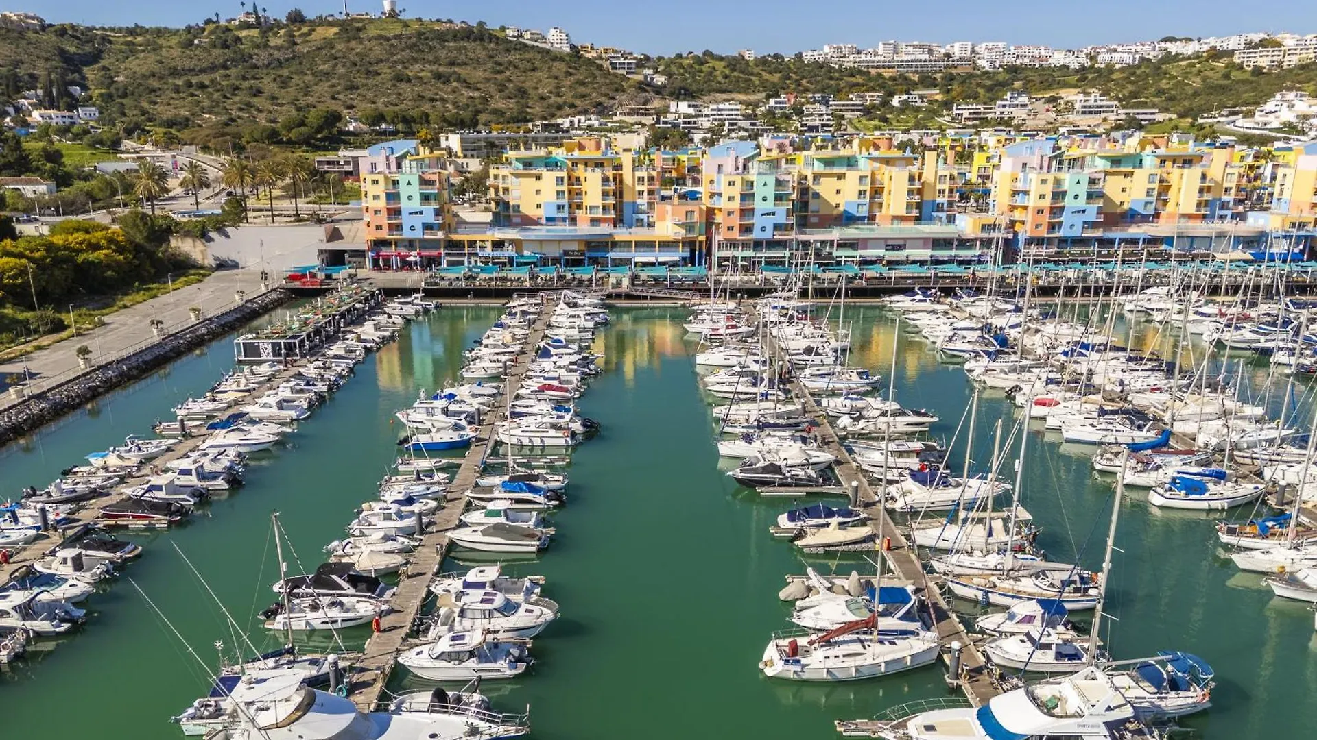 Marina Breeze Apartment With Pool - 900M From The Beach Albufeira Portugal