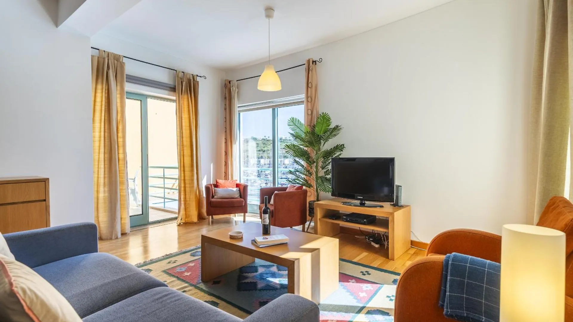 Marina Breeze Apartment With Pool - 900M From The Beach Albufeira Portugal